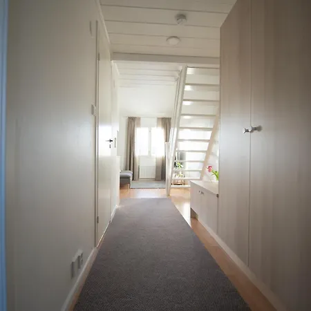 Old Town Charm With Sauna Διαμέρισμα *